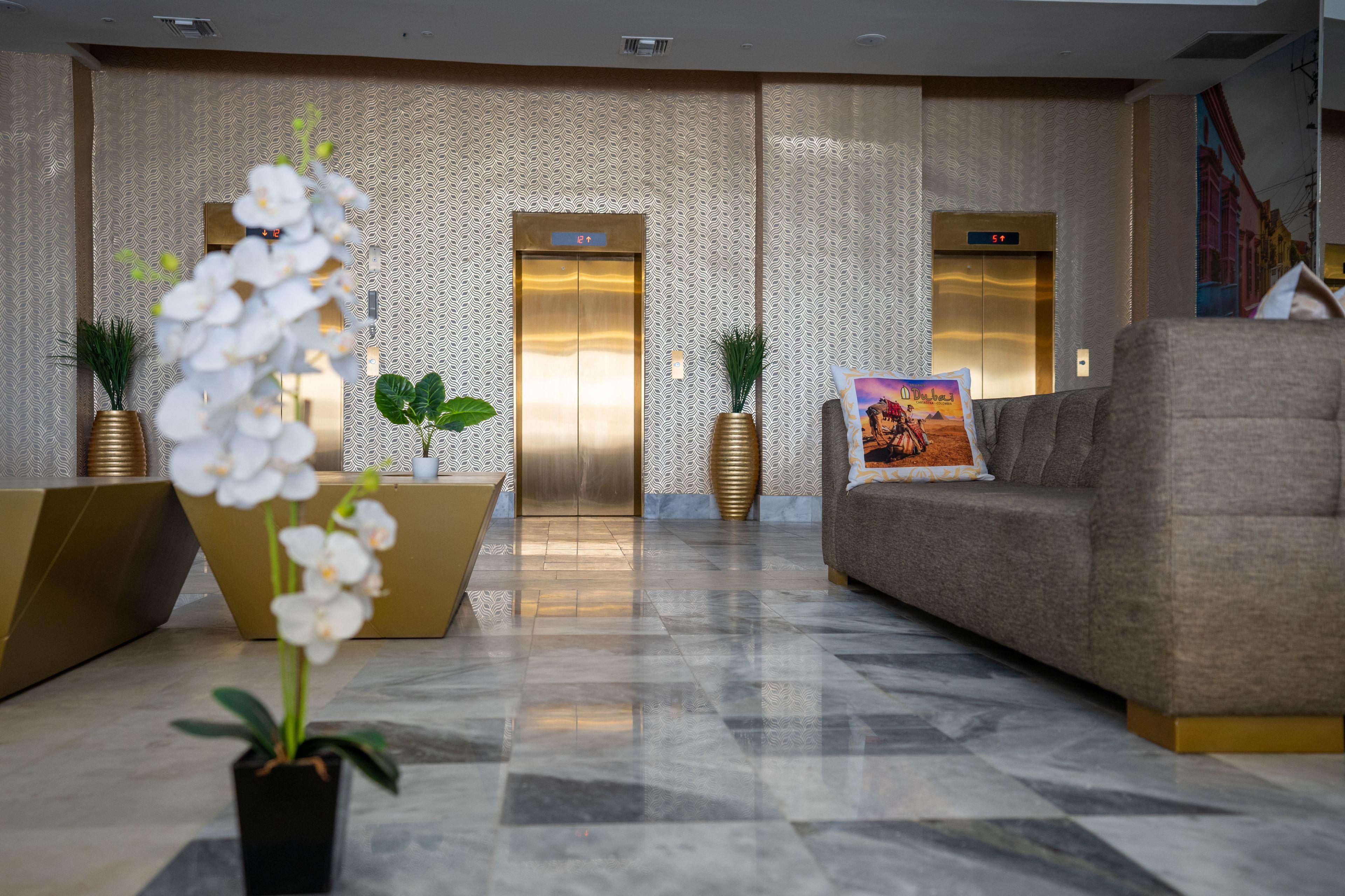 Dubai Hotel 4*